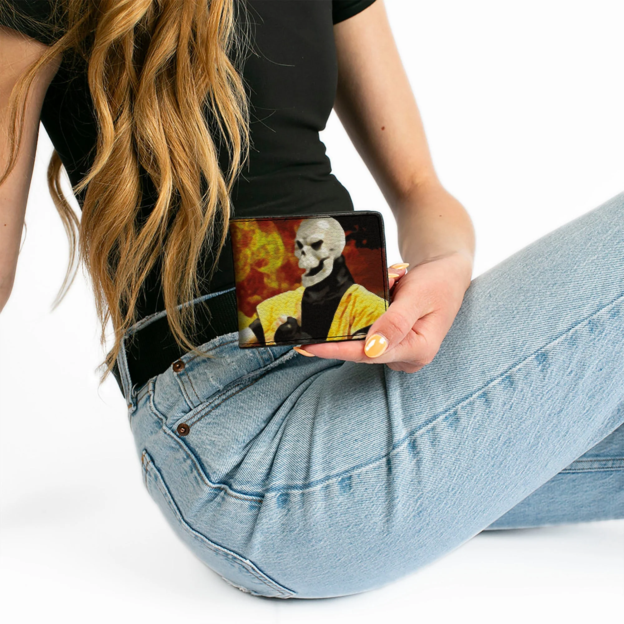 Mortal Kombat Klassic Scorpion Flame Pose Bi-Fold Wallet, photo 4